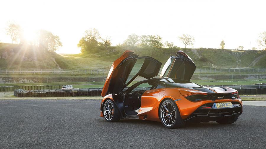  McLaren 720S Coupe 2017 года  (WW) (фото 146 из 160)
